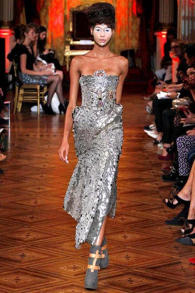 Look 47